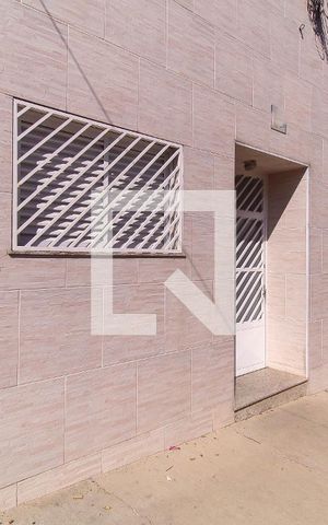 Studio para alugar com 28m², 1 quarto e sem vaga Studio para alugar com 28m², 1 quarto e sem vagaFachada
