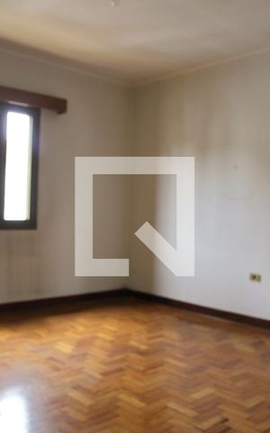 Casa para alugar com 370m², 3 quartos e 6 vagasQuarto 1