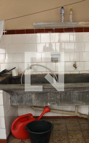 Casa para alugar com 370m², 3 quartos e 6 vagasÁrea de Serviço