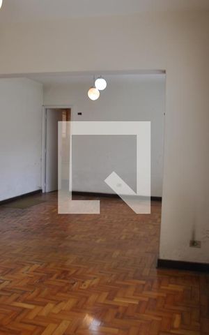 Casa para alugar com 370m², 3 quartos e 6 vagasSala