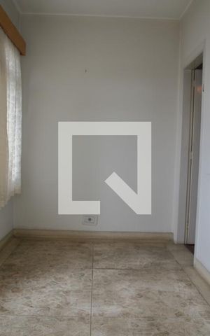 Casa para alugar com 370m², 3 quartos e 6 vagasSala de leitura