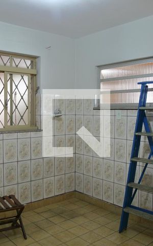 Casa para alugar com 370m², 3 quartos e 6 vagasDispensa/ depósito