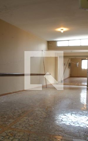 Casa para alugar com 370m², 3 quartos e 6 vagasGaragem