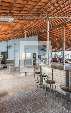 Casa para alugar com 250m², 5 quartos e 4 vagas Casa para alugar com 250m², 5 quartos e 4 vagasVaranda