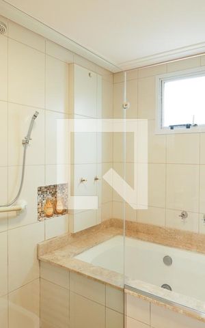 Apartamento à venda com 150m², 4 quartos e 4 vagasBanheiro da Suíte 3