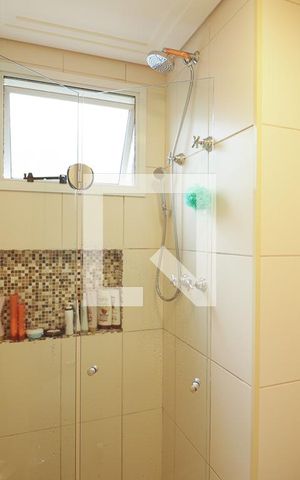 Apartamento à venda com 150m², 4 quartos e 4 vagasBanheiro da Suíte 2