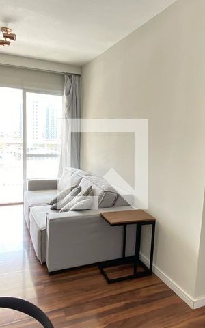 Apartamento à venda com 65m², 2 quartos e 1 vagaSala