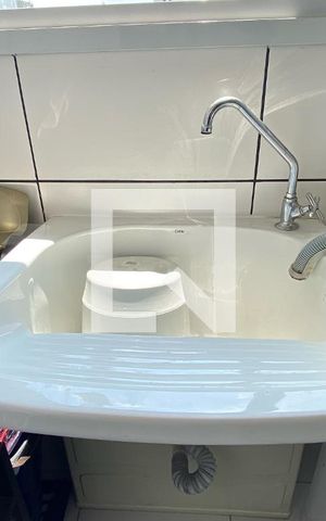 Apartamento à venda com 65m², 2 quartos e 1 vagaÁrea de Serviço