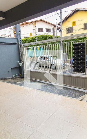 Apartamento para alugar com 43m², 2 quartos e 1 vaga Apartamento para alugar com 43m², 2 quartos e 1 vagaEntrada