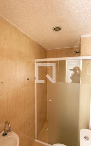 Apartamento para alugar com 48m², 2 quartos e 1 vaga Apartamento para alugar com 48m², 2 quartos e 1 vagaBanheiro