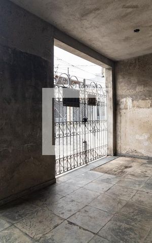 Casa à venda com 170m², 6 quartos e 2 vagas Casa à venda com 170m², 6 quartos e 2 vagasGaragem