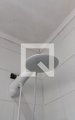 Casa à venda com 170m², 6 quartos e 2 vagas Casa à venda com 170m², 6 quartos e 2 vagasBanheiro 1 da Casa 1