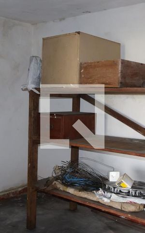Casa à venda com 320m², 3 quartos e 6 vagasEstoque 