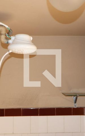 Casa à venda com 320m², 3 quartos e 6 vagasBanheiro lavanderia 