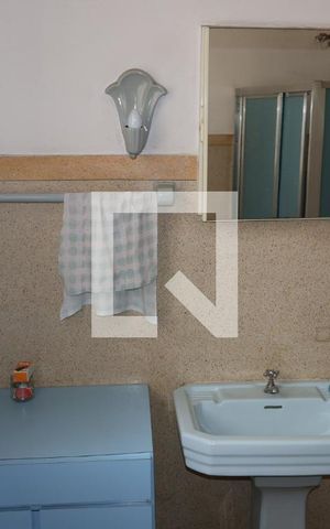 Casa à venda com 320m², 3 quartos e 6 vagasBanheiro - torneira