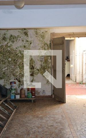 Casa à venda com 320m², 3 quartos e 6 vagasQuarto ferramentas