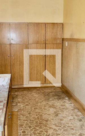 Casa à venda com 320m², 3 quartos e 6 vagasCozinha - Torneira