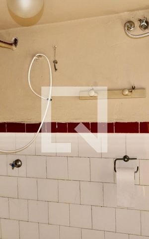 Casa à venda com 320m², 3 quartos e 6 vagasBanheiro lavanderia 