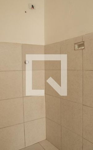 Studio para alugar com 34m², 1 quarto e sem vaga Studio para alugar com 34m², 1 quarto e sem vagaBanheiro