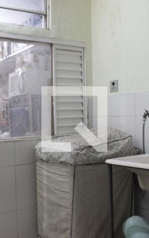 Casa à venda com 300m², 6 quartos e sem vagaCasa 2- Área de Serviço