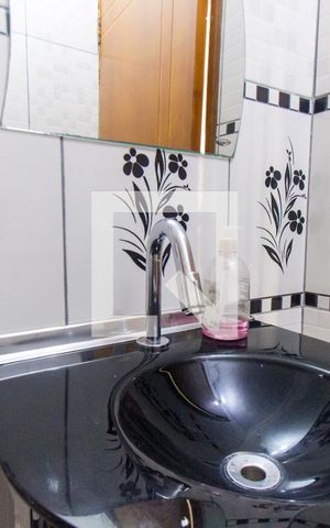 Casa à venda com 95m², 3 quartos e 2 vagas Casa à venda com 95m², 3 quartos e 2 vagasLavabo