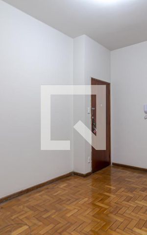 Apartamento à venda com 96m², 2 quartos e sem vaga Apartamento à venda com 96m², 2 quartos e sem vagaSala