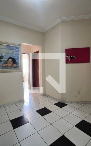 Casa à venda com 215m², 3 quartos e 2 vagas Casa à venda com 215m², 3 quartos e 2 vagasSala
