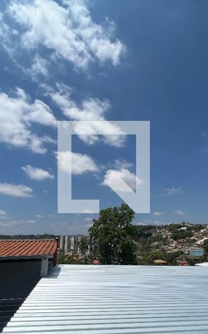 Casa à venda com 215m², 3 quartos e 2 vagas Casa à venda com 215m², 3 quartos e 2 vagasÁrea comum