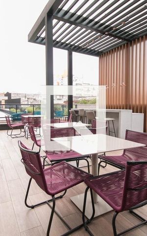 Apartamento para alugar com 60m², 2 quartos e sem vagaÁrea comum - Piscina