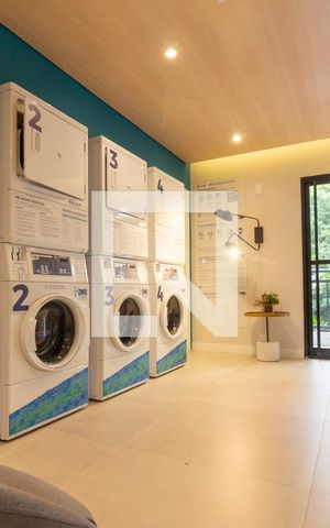 Studio à venda com 27m², 1 quarto e sem vagaÁrea Comum - Lavanderia