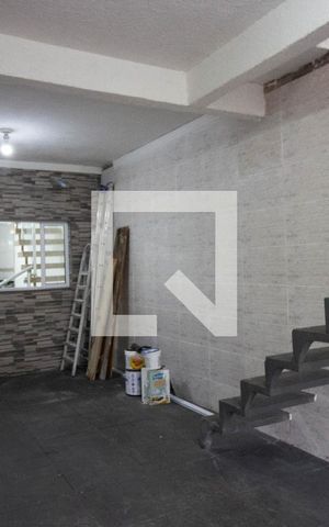 Casa à venda com 65m², 2 quartos e 2 vagas Casa à venda com 65m², 2 quartos e 2 vagasGaragem
