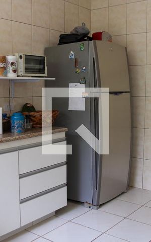 Casa para alugar com 200m², 3 quartos e 2 vagasCozinha