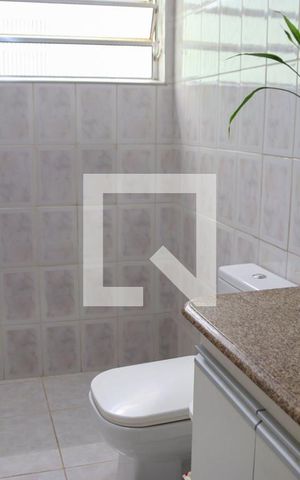 Casa para alugar com 200m², 3 quartos e 2 vagasLavabo