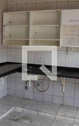 Casa para alugar com 120m², 2 quartos e 1 vagaÁrea comum