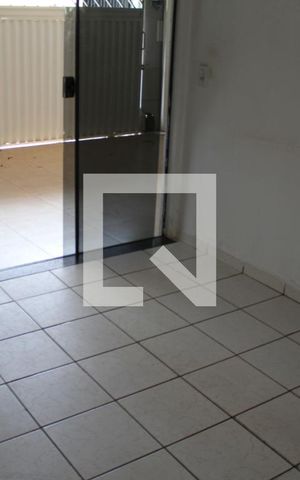 Casa para alugar com 120m², 2 quartos e 1 vagaSala