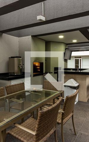 Apartamento à venda com 133m², 3 quartos e 2 vagas Apartamento à venda com 133m², 3 quartos e 2 vagasChurrasqueira