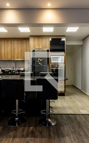 Apartamento à venda com 133m², 3 quartos e 2 vagas Apartamento à venda com 133m², 3 quartos e 2 vagasCozinha