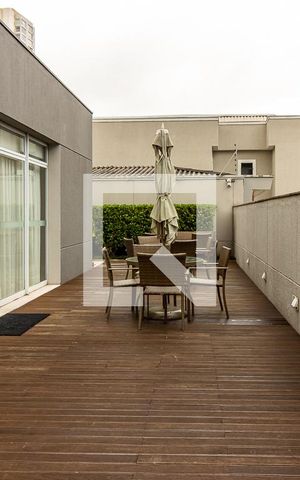 Apartamento à venda com 133m², 3 quartos e 2 vagas Apartamento à venda com 133m², 3 quartos e 2 vagasChurrasqueira
