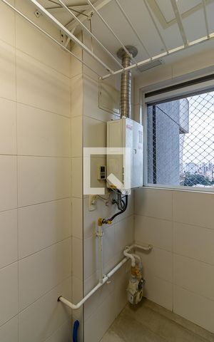 Apartamento à venda com 133m², 3 quartos e 2 vagas Apartamento à venda com 133m², 3 quartos e 2 vagasÁrea de Serviço