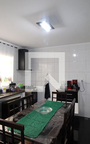 Casa à venda com 250m², 3 quartos e 2 vagasCozinha