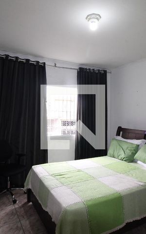 Casa à venda com 250m², 3 quartos e 2 vagasQuarto 1 