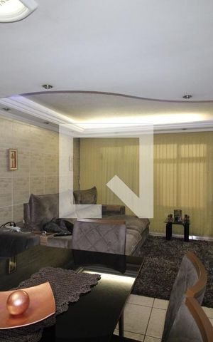 Casa à venda com 250m², 3 quartos e 2 vagasSala