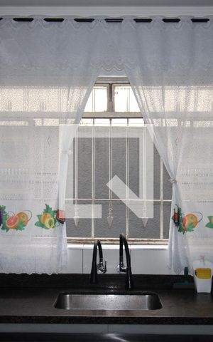 Casa à venda com 250m², 3 quartos e 2 vagasCozinha