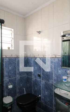 Casa à venda com 250m², 3 quartos e 2 vagasBanheiro