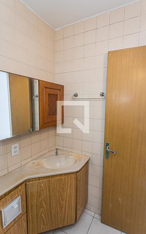 Apartamento para alugar com 53m², 2 quartos e 1 vaga Apartamento para alugar com 53m², 2 quartos e 1 vagaBanheiro