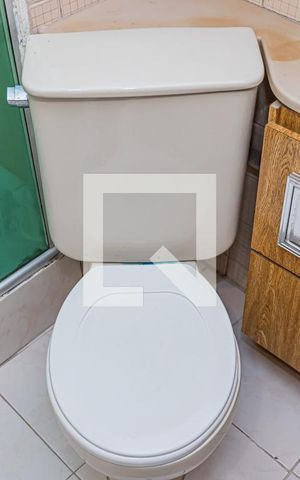 Apartamento para alugar com 53m², 2 quartos e 1 vaga Apartamento para alugar com 53m², 2 quartos e 1 vagaBanheiro