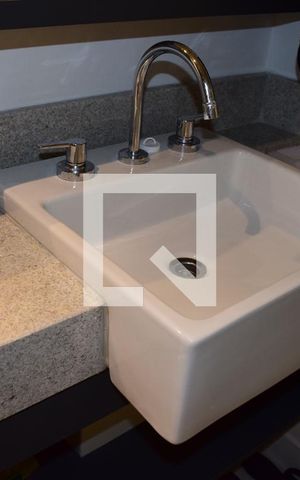 Apartamento à venda com 35m², 1 quarto e sem vagaBanheiro