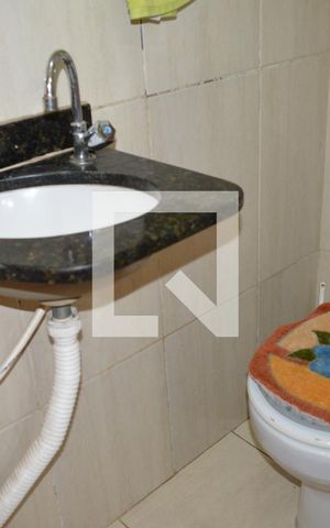Casa à venda com 89m², 2 quartos e 1 vagaBanheiro