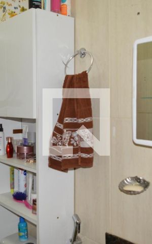 Casa à venda com 89m², 2 quartos e 1 vagaBanheiro