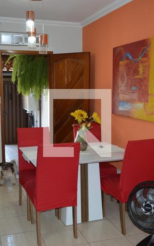 Casa à venda com 89m², 2 quartos e 1 vagaSala